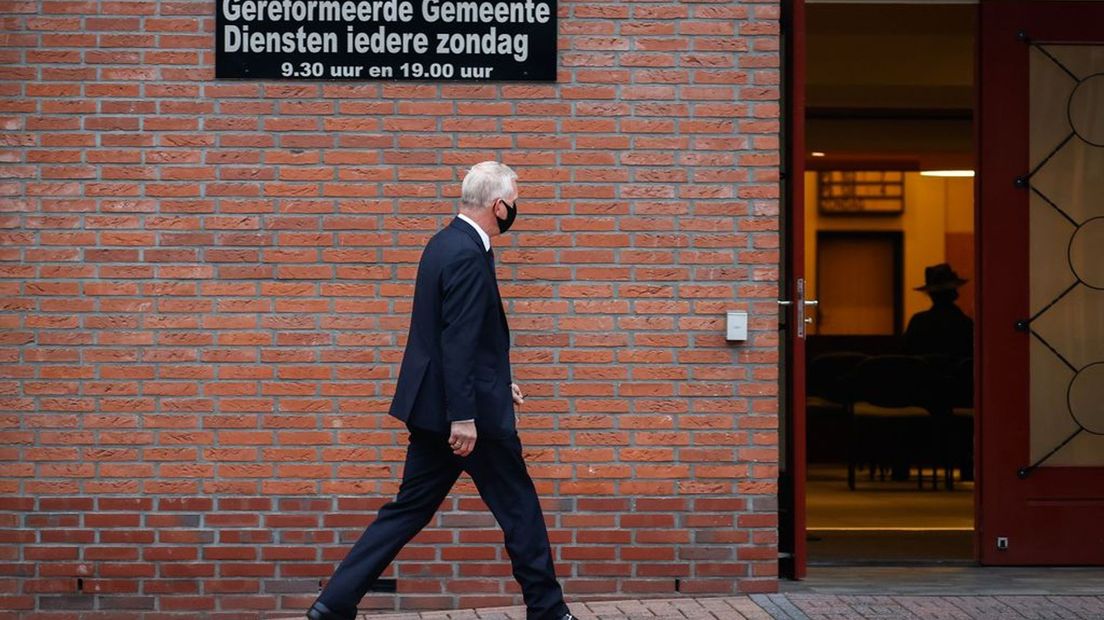 Het geloof van reformatorische kerkgenootschappen, zoals deze Barneveldse kerk op archiefbeeld, zou een grote rol spelen in de vaccinatiebereidheid van Gelderlanders in de Biblebelt.