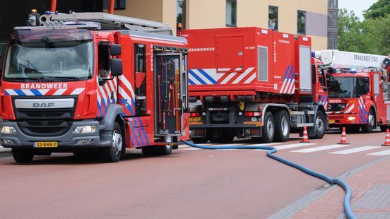 Autobrand in parkeergarage UMCG: 'Van zo'n melding gaan als brandweerman je nekharen omhoog'