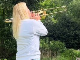 Zelfs verjagen met de trombone werkt niet: overlast roeken in Heerenveen loopt uit de hand