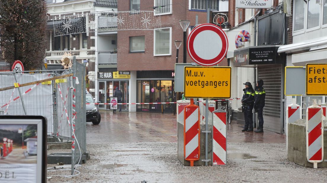 Het gebied rondom de Grotestraat is afgezet