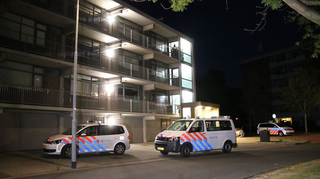 Politieonderzoek bij flat in Middelburg