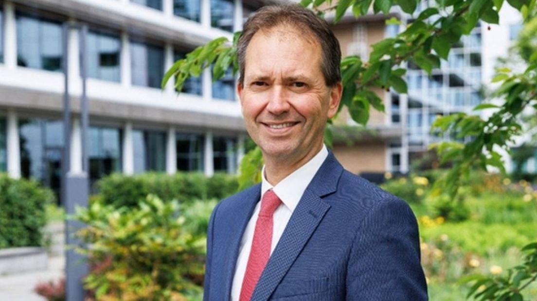 Overijssels gedeputeerde Eddy van Hijum