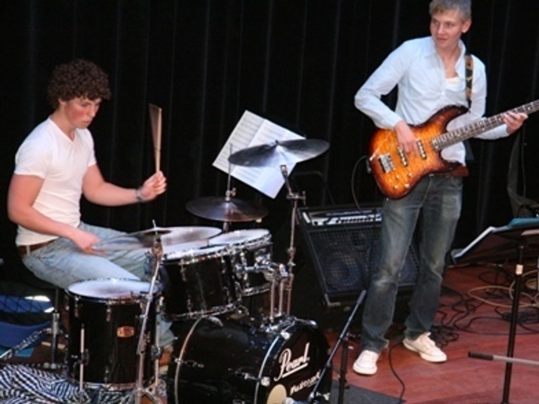 HMD Fusionband