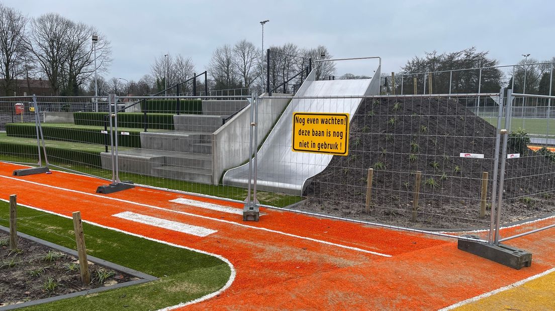 De glijbaan kan nog niet gebruikt worden