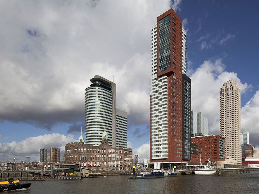Het hoofdkantoor van de Holland America Line in Rotterdam is gevestigd in De Montevideo op de Kop van Zuid.