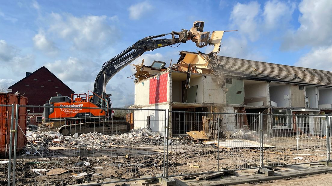 Huizen worden afgebroken in Appingedam
