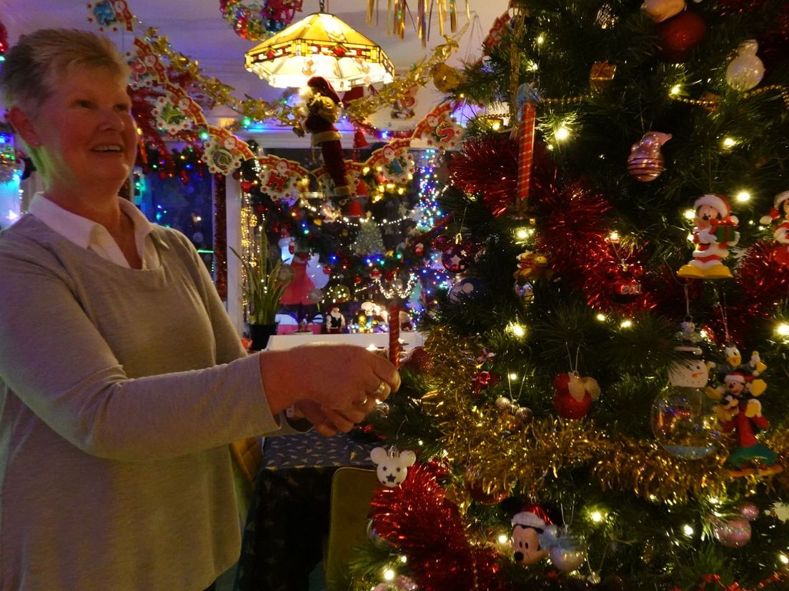 Joke heeft enorm veel plezier in het versieren van haar huis