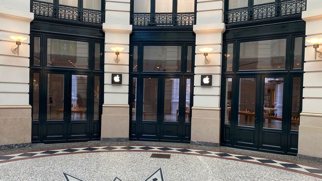 Apple Store Den Haag dicht na gijzeling in winkel Amsterdam Omroep West