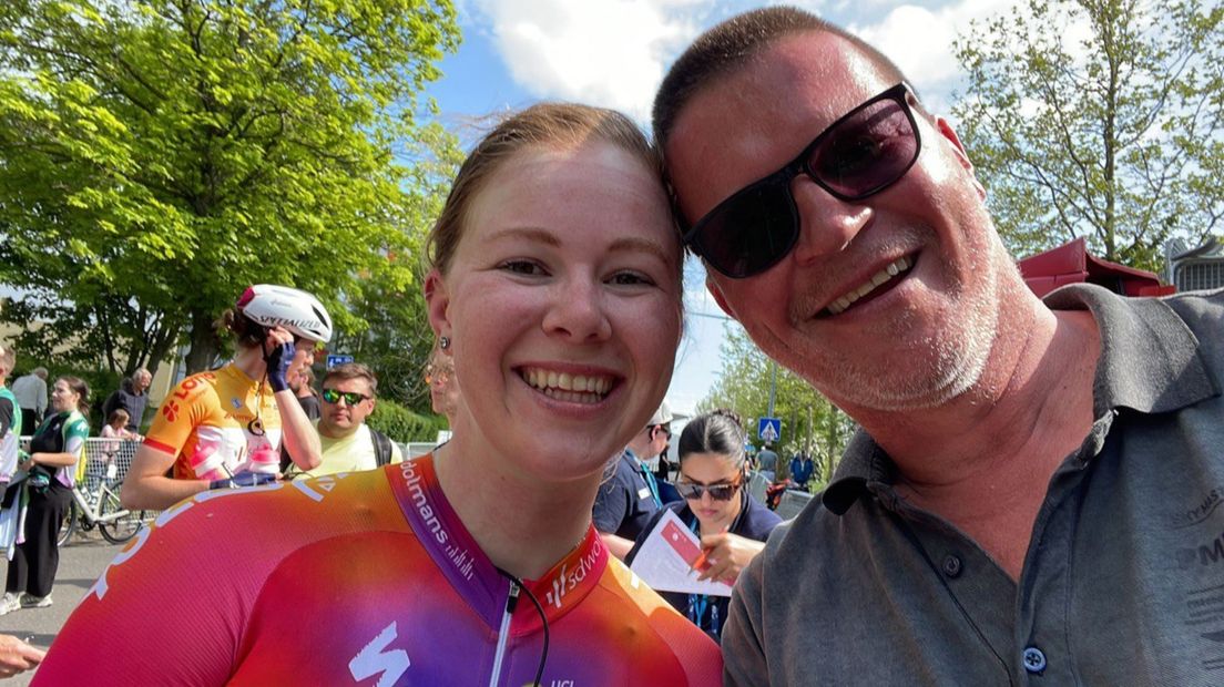 Lonneke Uneken straalt samen met vader Sievert
