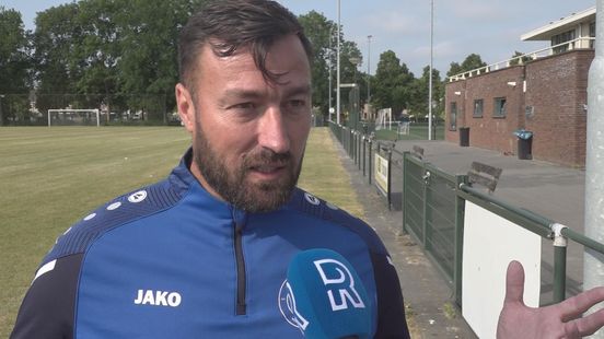 Barendrecht-trainer Van Steensel haalt uit na straf voor zijn ploeg, die bewust verloor: 'KNVB is de grote loser'