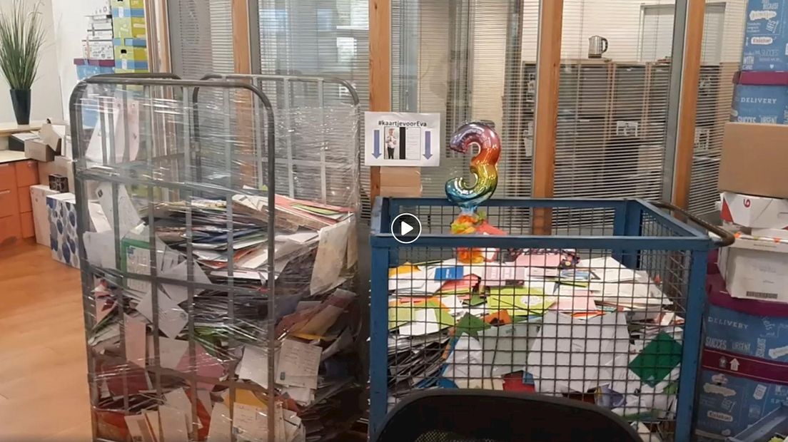 Politiebureau Zwolle even 'postkantoor' vanwege kaartenactie Eva