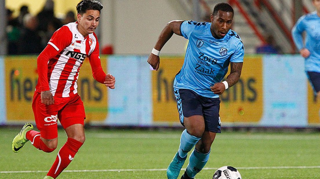 Rosheuvel in actie voor Jong FC Utrecht