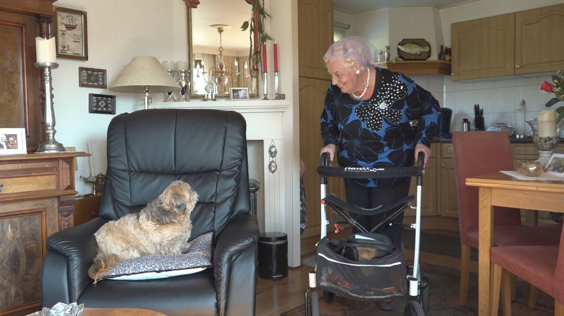 Ludie (78) vreest door noodverordening uit woning te worden gezet: "Moet ik nu in auto slapen?"