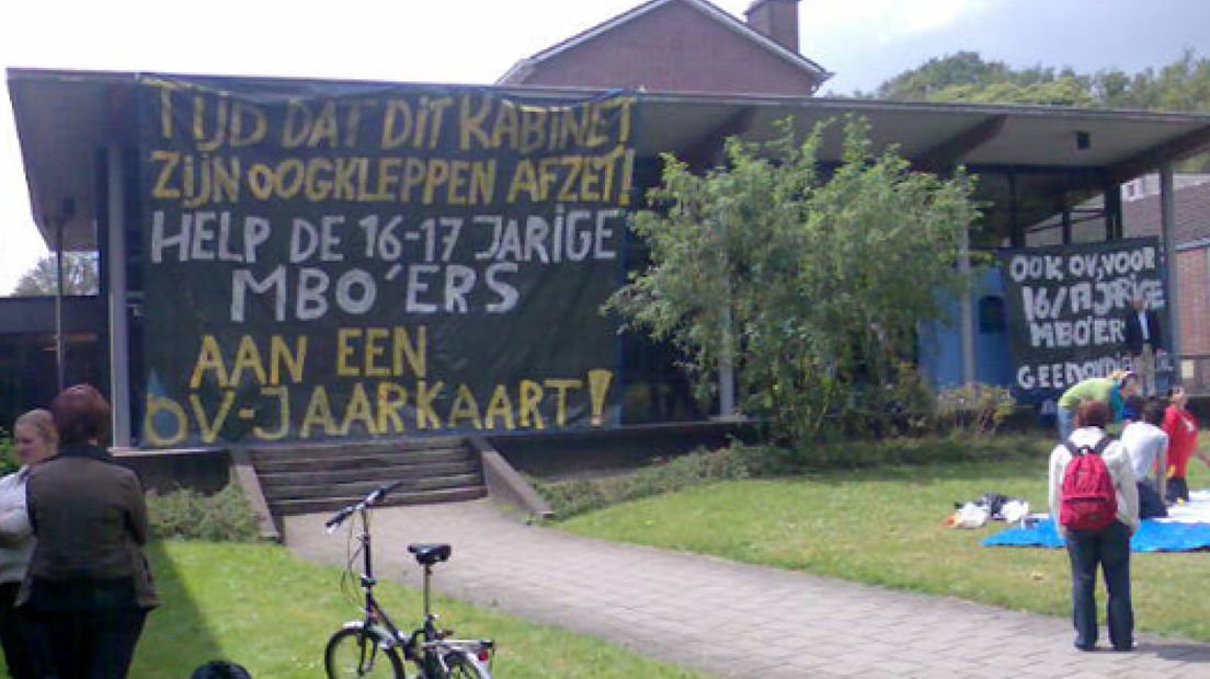 Mbo'ers bezetten Arnhemse school