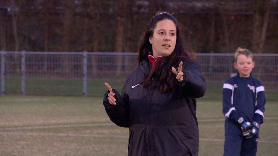 Xaira Nijsen traint spelers met 'gouden randje'
