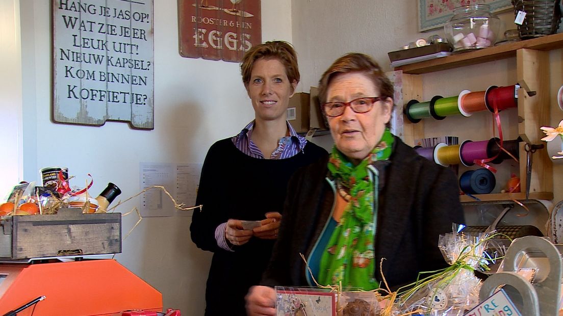 Moeder neemt winkel dochter over: 'Het moet hier wel gezellig blijven'