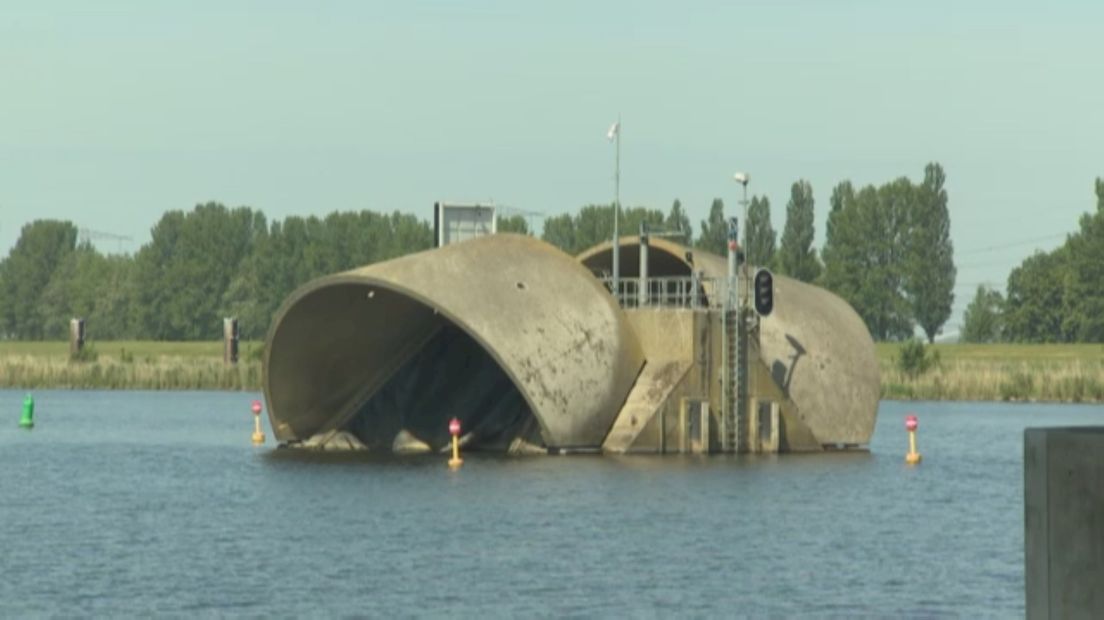 de balgstuw in Ramspol
