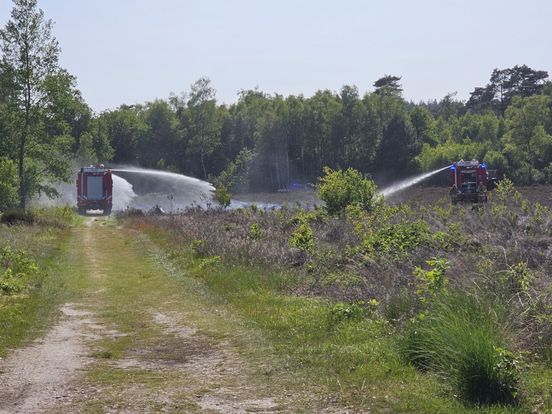 Brand in bos tussen Amerongen en Veenendaal ontdekt door vliegtuigje Charly