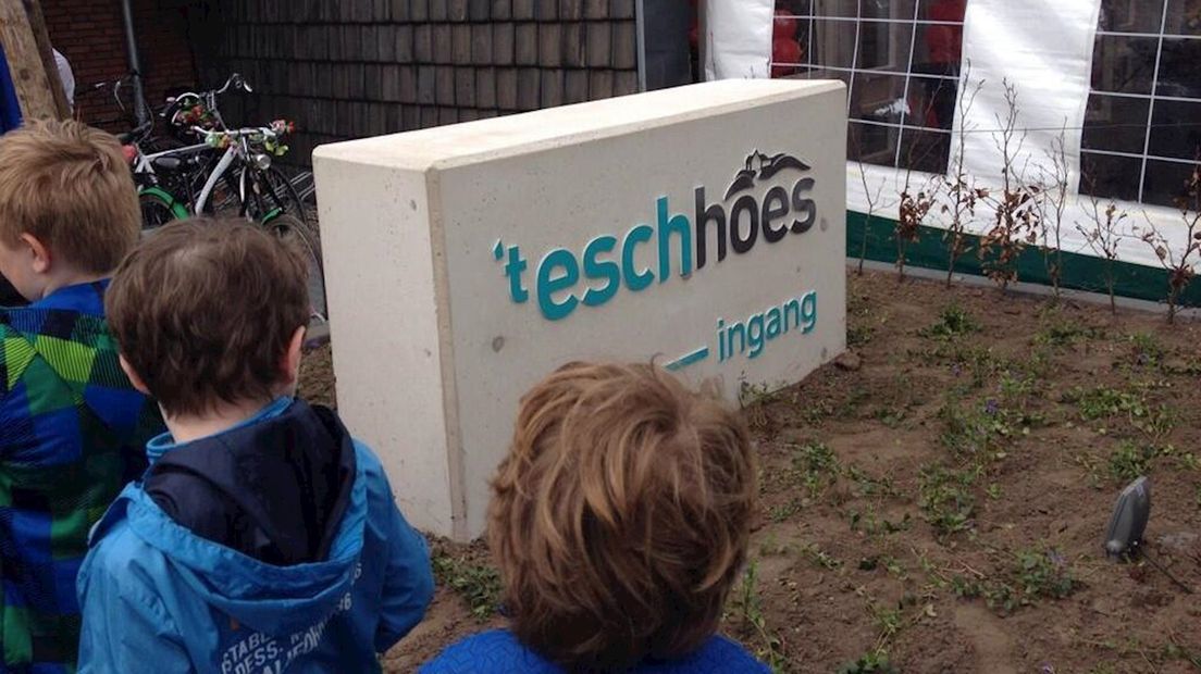 't Eschhoes geopend