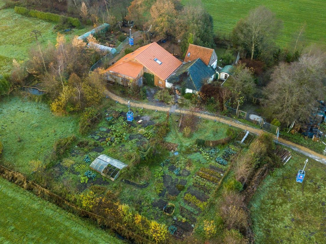 Ruinerwoldkind Israel van Dorsten in boek 'Ik hoop soms dat vader doodgaat' RTV Drenthe