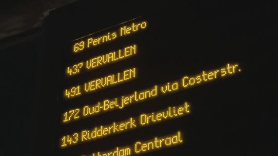 Reizigers op Rotterdam-Zuidplein getroffen door OV-staking