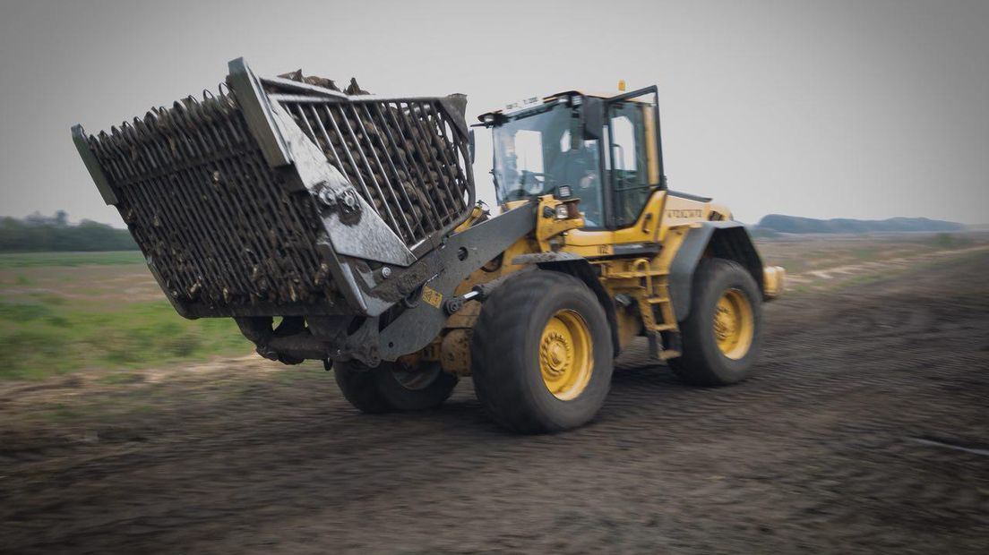 Een landbouwvoertuig (Rechten: RTV Drenthe/Edwin van Stenis)