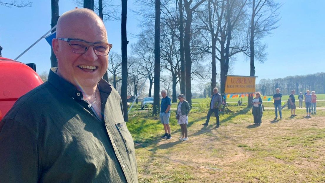Lange rijen voor asperges