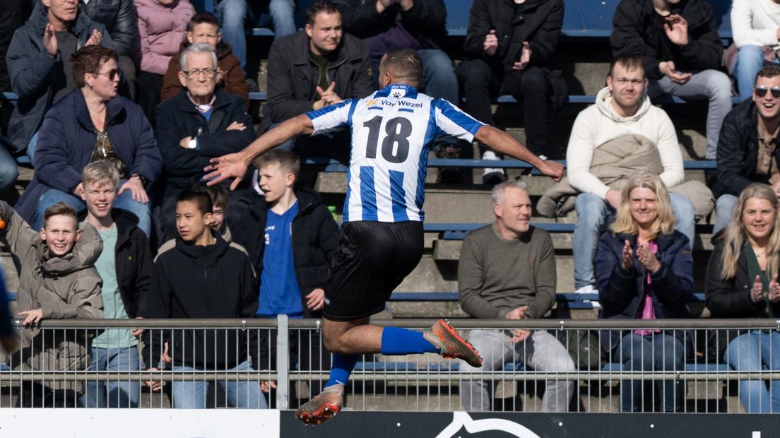 Youssef El Kachati was met twee goals en een assist van grote waarde voor Quick Boys
