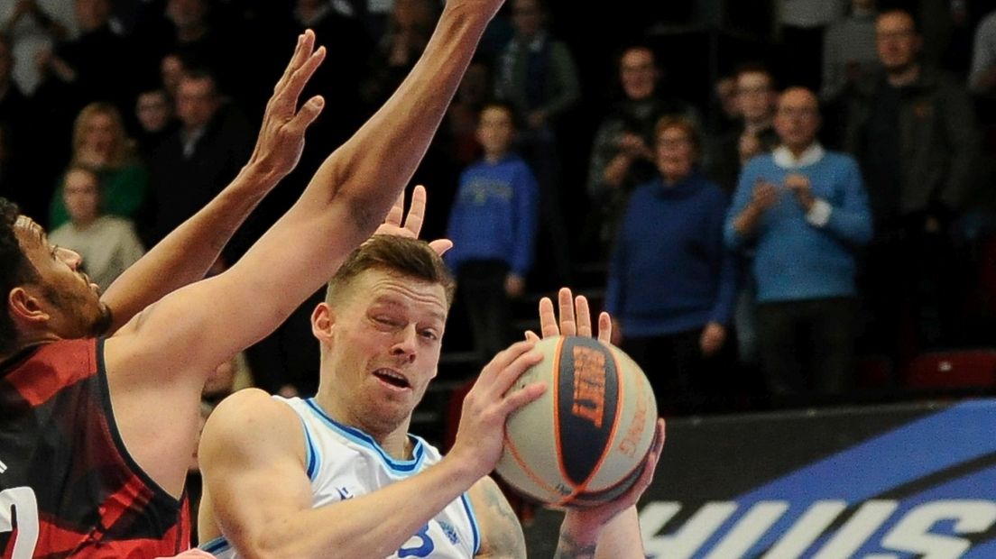 Donar-speler Gaddefors blijft ondanks druk van Apollo in balbezit