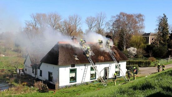 Familie is vol ongeloof en in tranen na verwoestende brand