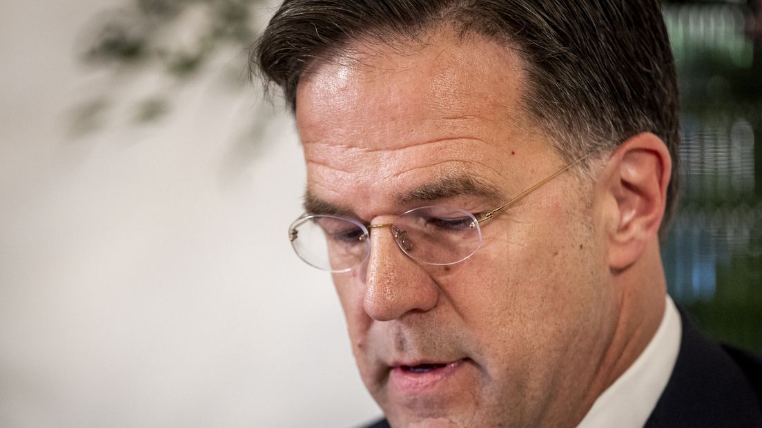 Mark Rutte tijdens de kabinetsreactie op het enquêterapport in Garmerwolde