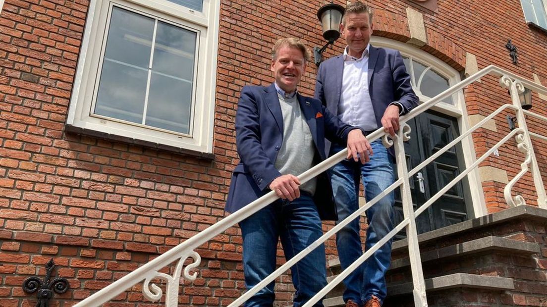 Fractievoorzitter Kees Porskamp (VVD) en Walter Leemreize (CDA) maken opnieuw onderdeel uit van de coalitie in Oost Gelre