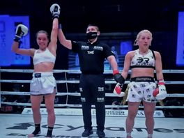 Tessa de Kom beukt Kobayashi van de mat tijdens Glory-debuut: 'Dit heeft positieve invloed op haar carrière'