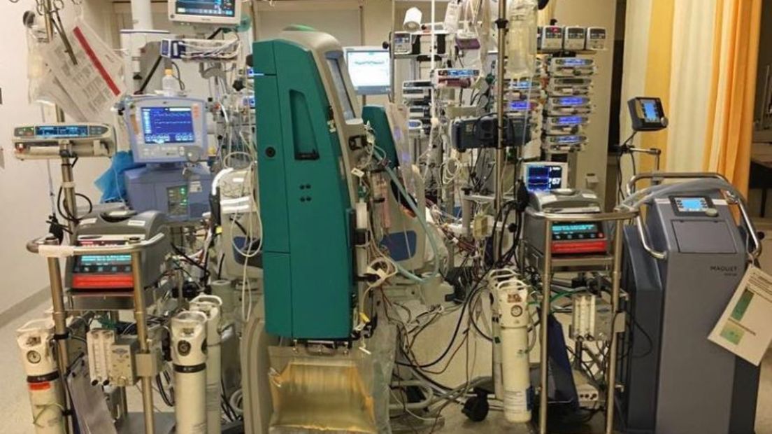 Een deel van de medische apparatuur van de afdeling kinderhartchirurgie van het UMCG