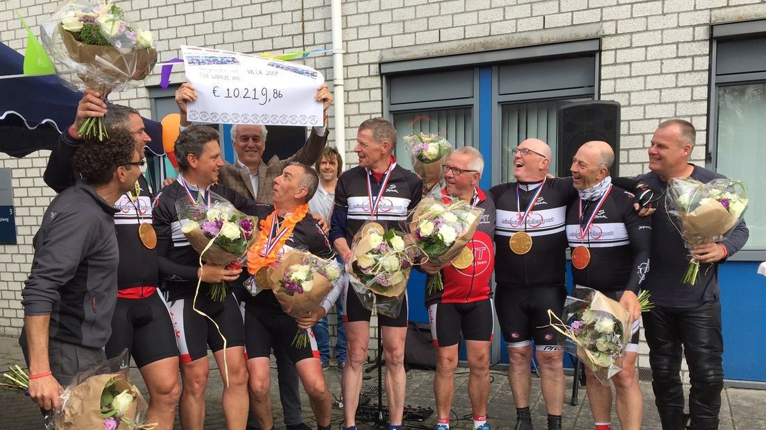 Team Torentijd haalt ruim 10.000 euro op voor Villa Joep