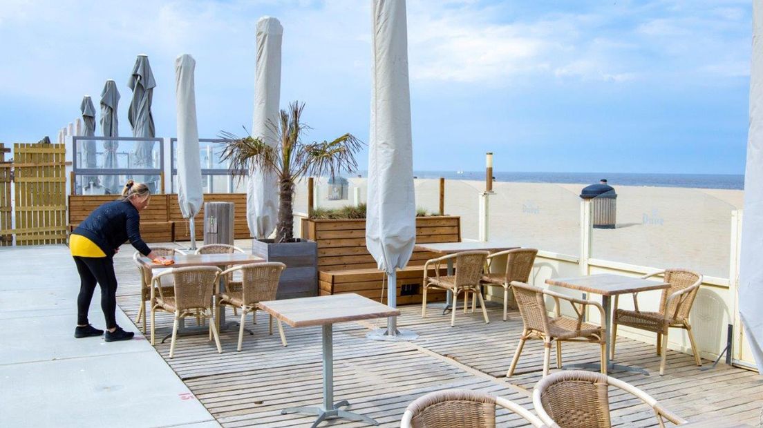 Strandtent Scheveningen.