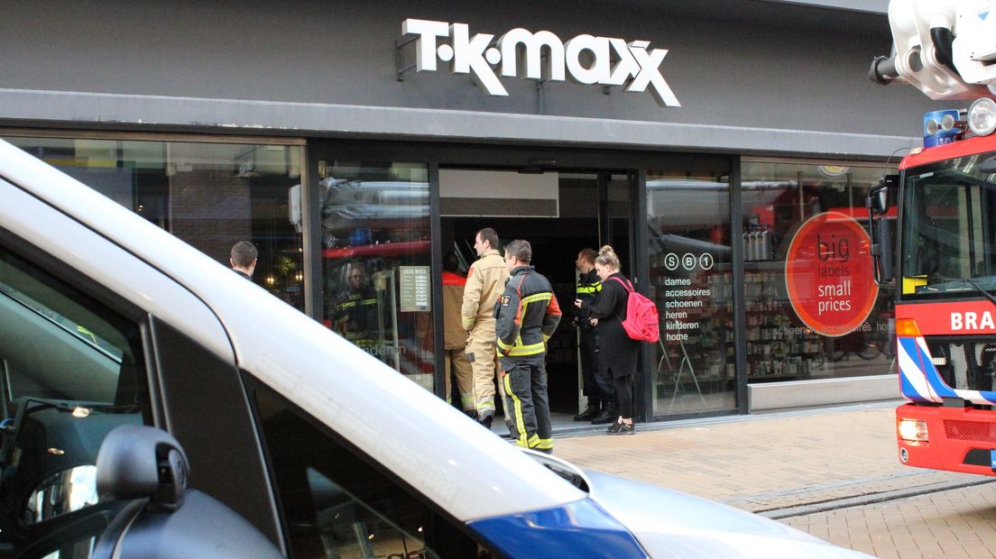 De brandweer is ter plaatse