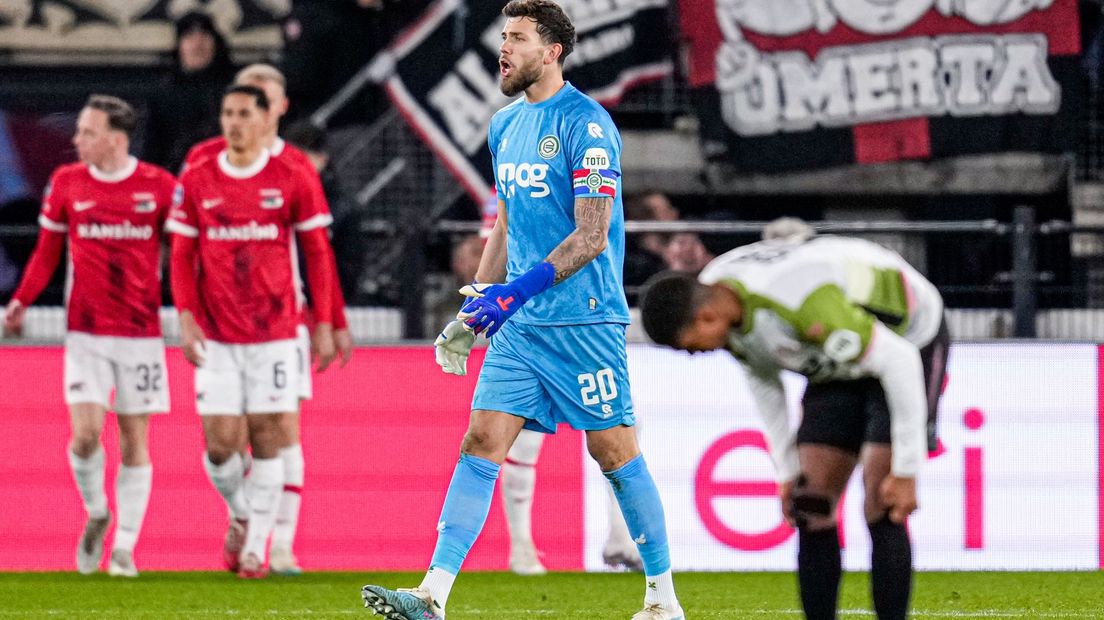 FC Groningen-doelman Verrips beklaagt zich, maar de openingstreffer van AZ staat op het scorebord