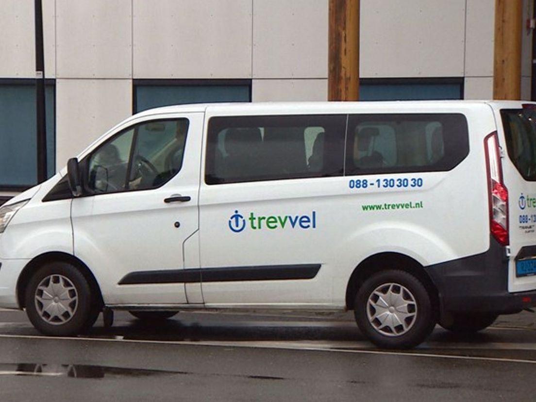 Een busje van Trevvel.