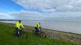 Inspecteurs controleren dijken na stormseizoen zonder storm