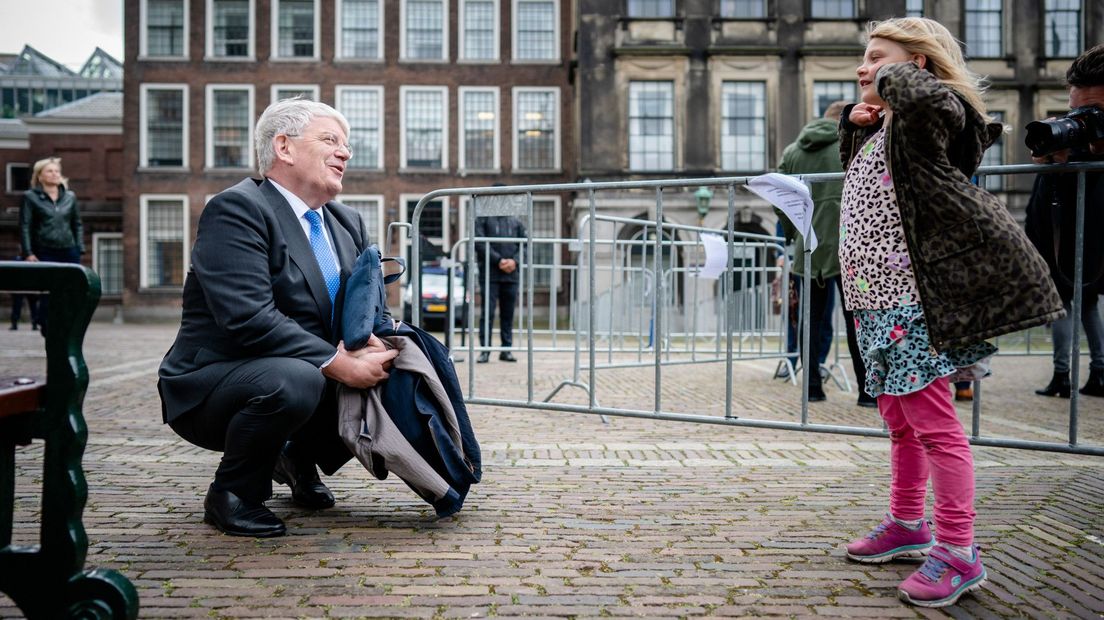 Van Zanen op het Binnenhof na afloop van het gesprek met Hamer